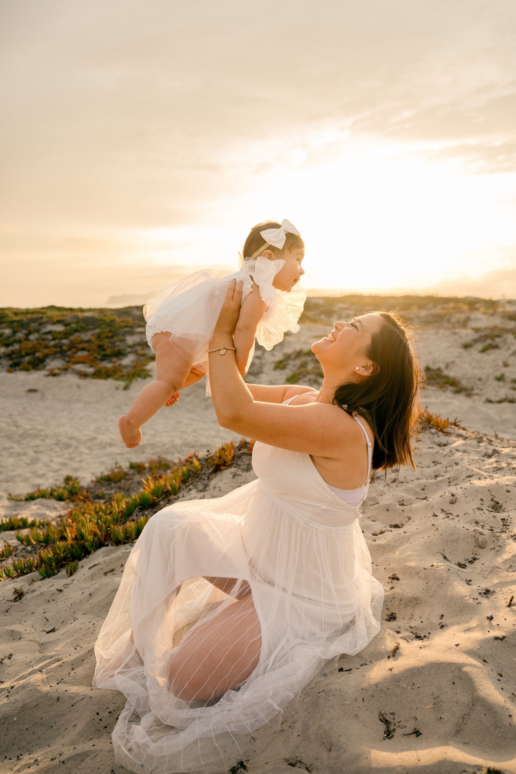 carousel-hero-element image-0