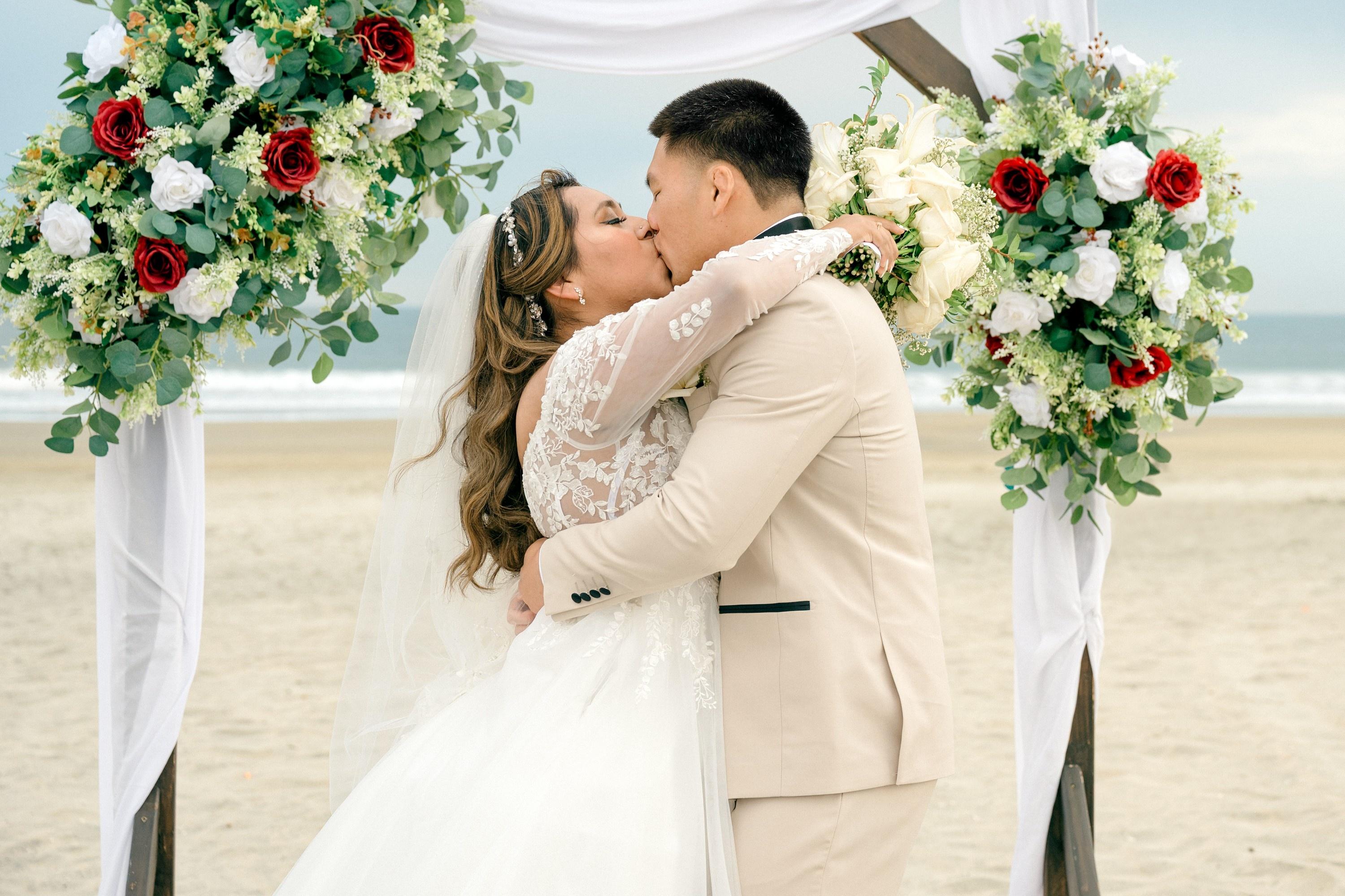 carousel-hero-element image-1